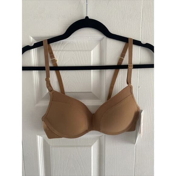 All You Lively 32B Bra New‎ Wireless Bra - Picture 1 of 5